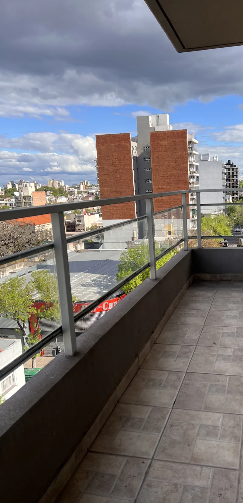 Balcón con vista abierta de Corrientes 2280, Abasto